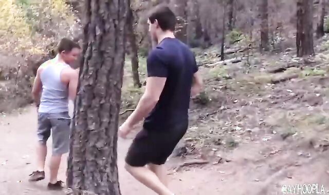 Road dt! Spin smash Activity Betwixt 2 tastey Yankee beefsticks!