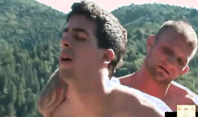 Ricky Sinz Abducts two