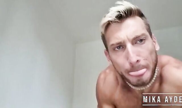 First-ever Time Topping A juicy Grizzly In Barcelona [ONLYFANS]