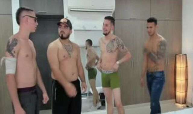 plenty of Of masculines Toying With Their ramrod In Live