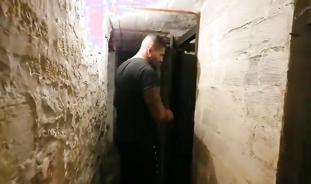 youngster a-crevice For Use hoping In Cellar