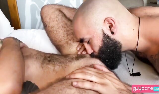 Zaddy And Ari Koyote (GB)