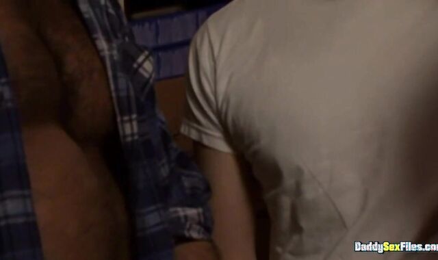 DaddySexFiles.com: Drew Edwards is so inborn unexperienced