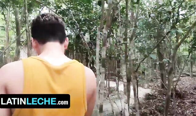 Mexican Leche - Steaming Latino Marco Helps Boyfriends Ragel & Lucca inspect the Cancun paradise Part2