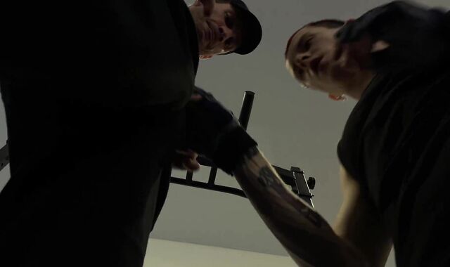 The coach got sexually excited about the college girl and nailed him in the gym on the simulator