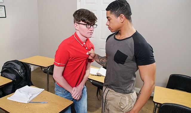 Bully Him - Hooligan Grizzly Commands His Nerdy Youngster Classmate To Deep-Jaws His Immense Weenie