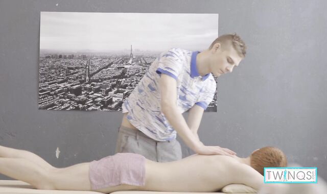 Nasty Masseur Lucas Gets His Customer Michael's Internal Pop-Shot!