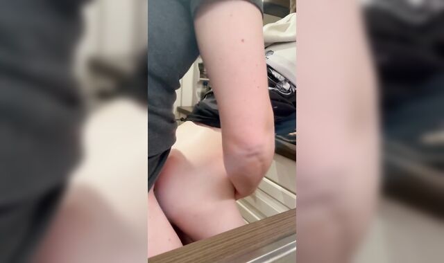 Dad boinks his femboy youngster in the kitchen