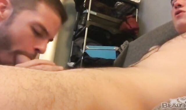 Gay-for-pay twunk Whisperer