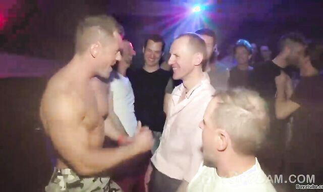 MucleGuyStripper