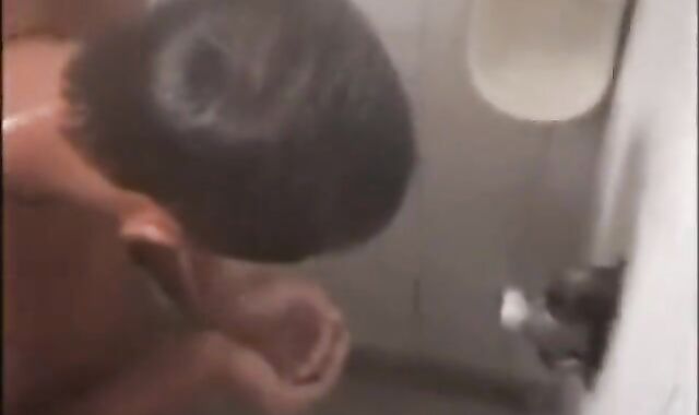 Solo Heat: Boy shower jerk off