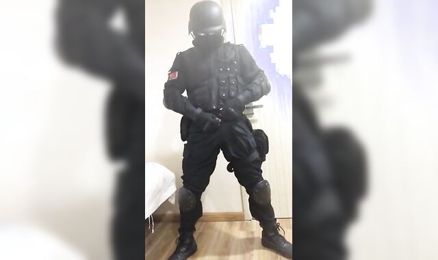 Solo Heat: swat soldier jerk off in uniform and hood