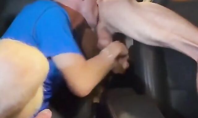 Hot Oral: Car Sucking