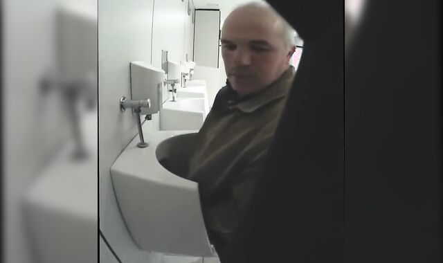 Gay Amateur: Spy old men v5213