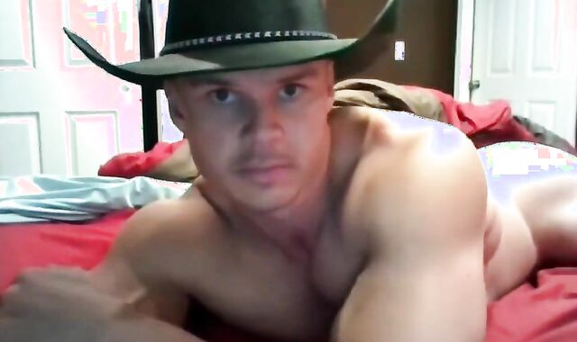 Gay Amateur: southern hunk on cam