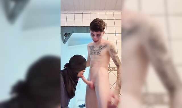 Hot Oral: Brazilian Twink Gabriel Sucked by Black american