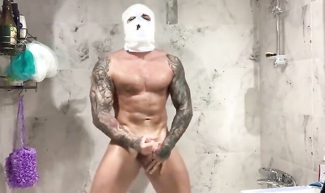 18: Masked Muscles In Shower