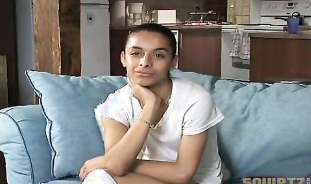 Arabic cutie, first time on cam