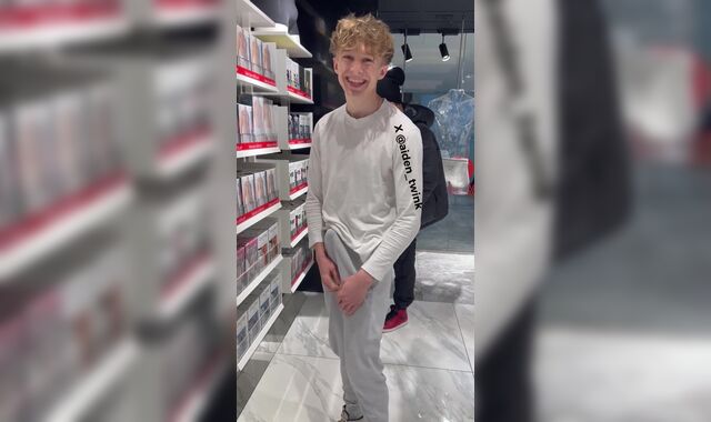 Amature: Public boner,