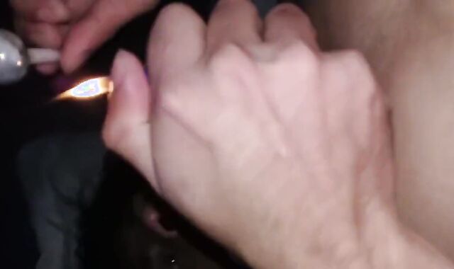 Fumando cristal y mamando verga