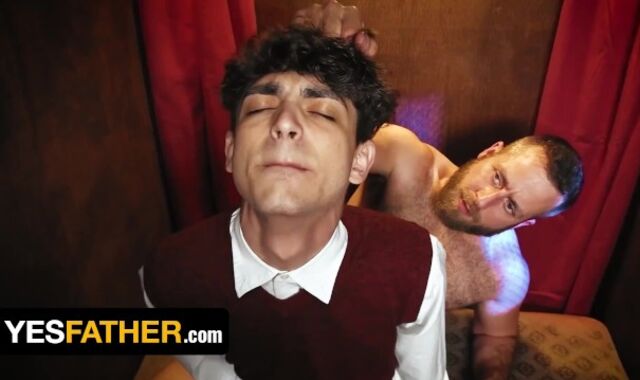 Yes Parent - 3 Unshaved Men Share Memorable three Way Getting In All Sorts Of Postures