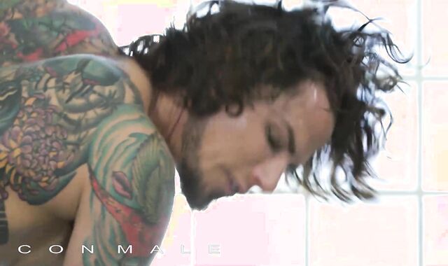 Icon Masculine - Inked Archer Croft & Riley Mitchell's Gym Exercise Force Leads To A Sweat-Doused Spin Smash