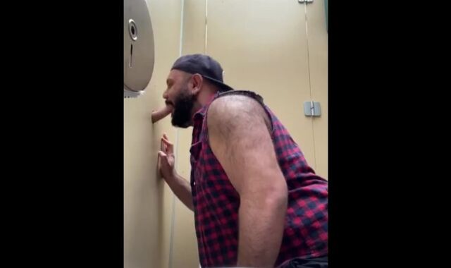 Gloryhole deep-throat and pound