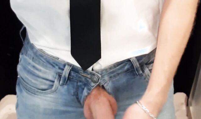 Security guard from next door store masturbates hefty weenie in fitting apartment