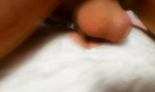 SANS A RUBBER V-Card Kitten supah-whore gets creampied