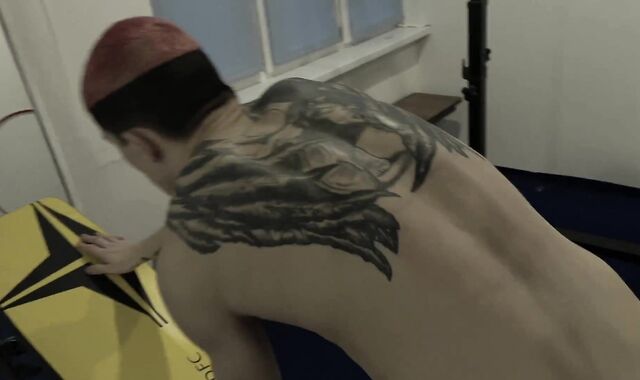 Trainer porked a youthful guy right on a strength rack sans rubber and jism in his throat