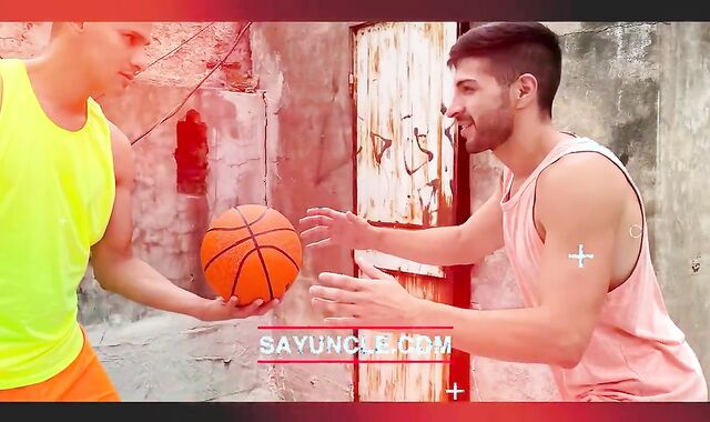 Latino Providing Exclusive Sexual Favors For Cash - Brazilian Leche