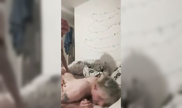 Lads tossing salad and ripping up (loud wailing)