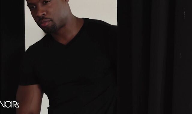 Noir Masculine - DeAngelo Jackson Pranks Jarret Moon With His Man Rod & Elijah Wilde Joins Them For A trio-way