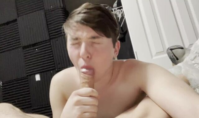 gets plumbed by elderly beau