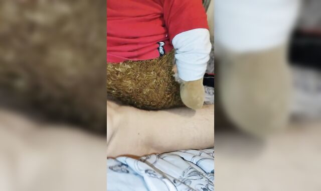 Fuckin' my best pal grizzly bear in his weenie-wringing culo without a enjoy mitten (turn up the volume)