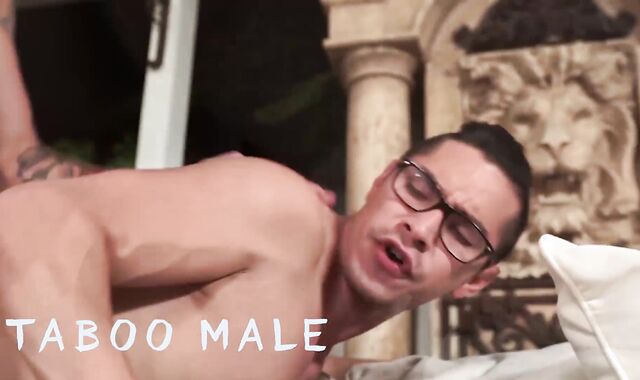 Taboomale - Wesley Forest Heads To His Schoolgirl's Zander Cole Building To Get Laid Before He Leaves Town