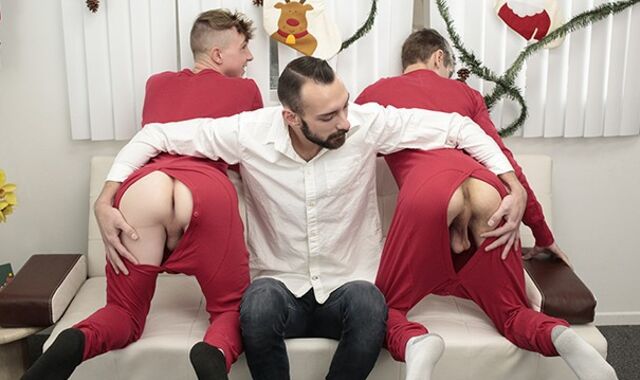 Family Pinkish Cigar - Wolf Step-Father Wants Nice Christmas Card With His 2 Stepsons And Gets More Even More