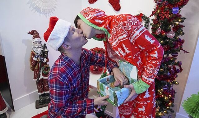 Brother Punch - Uber-Lovely Stepbrother Offers His Gigantic Step-Brother A Sensational Bounty For This Christmas