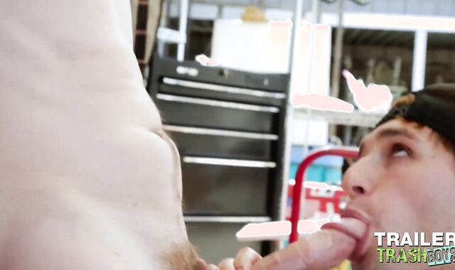 TRAILERTRASHBOYS Jock Wank Hunter Barebacks Shae Reynolds