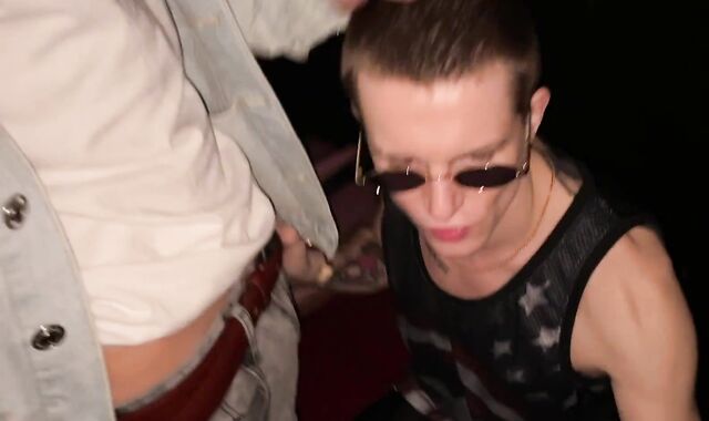 A stranger divorced a couple for poking in a dark pub