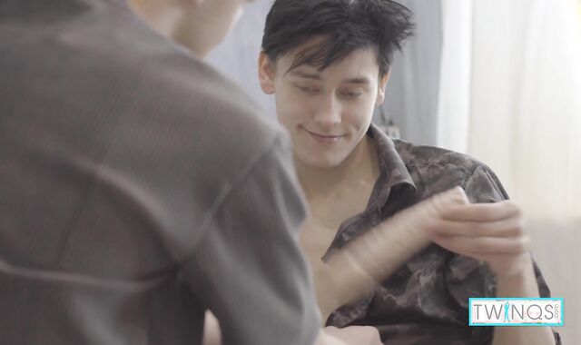 Super-Supah-Ultra-Kinky Twunk Logan Gets Pounded In The Butt By Michael!